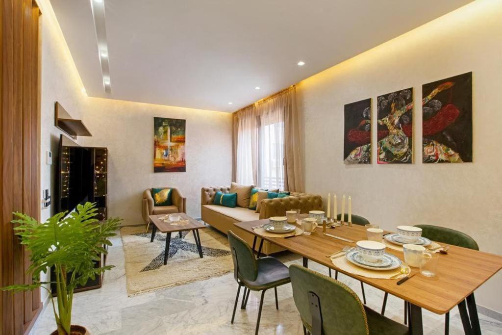 Luxury Apartment In Center Of Marrakech City Маракеш Екстериор снимка