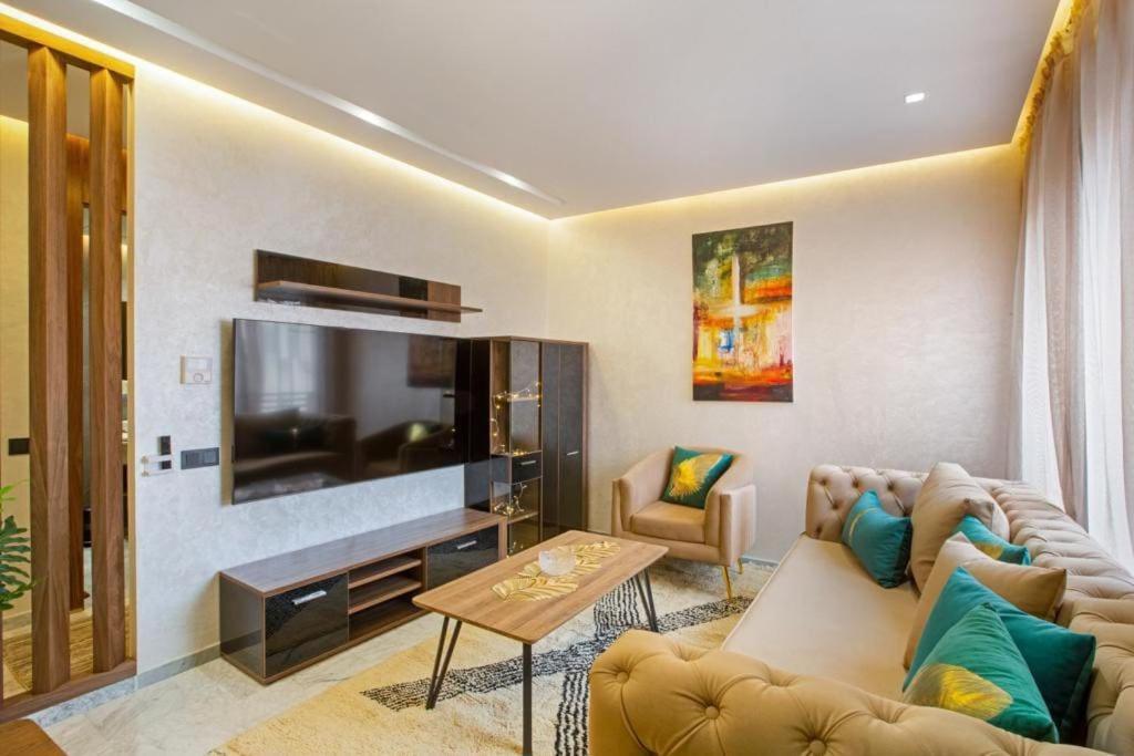 Luxury Apartment In Center Of Marrakech City Маракеш Екстериор снимка