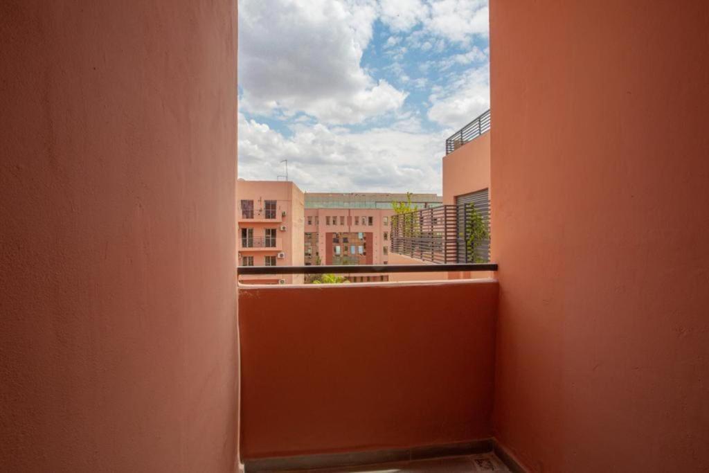 Luxury Apartment In Center Of Marrakech City Маракеш Екстериор снимка