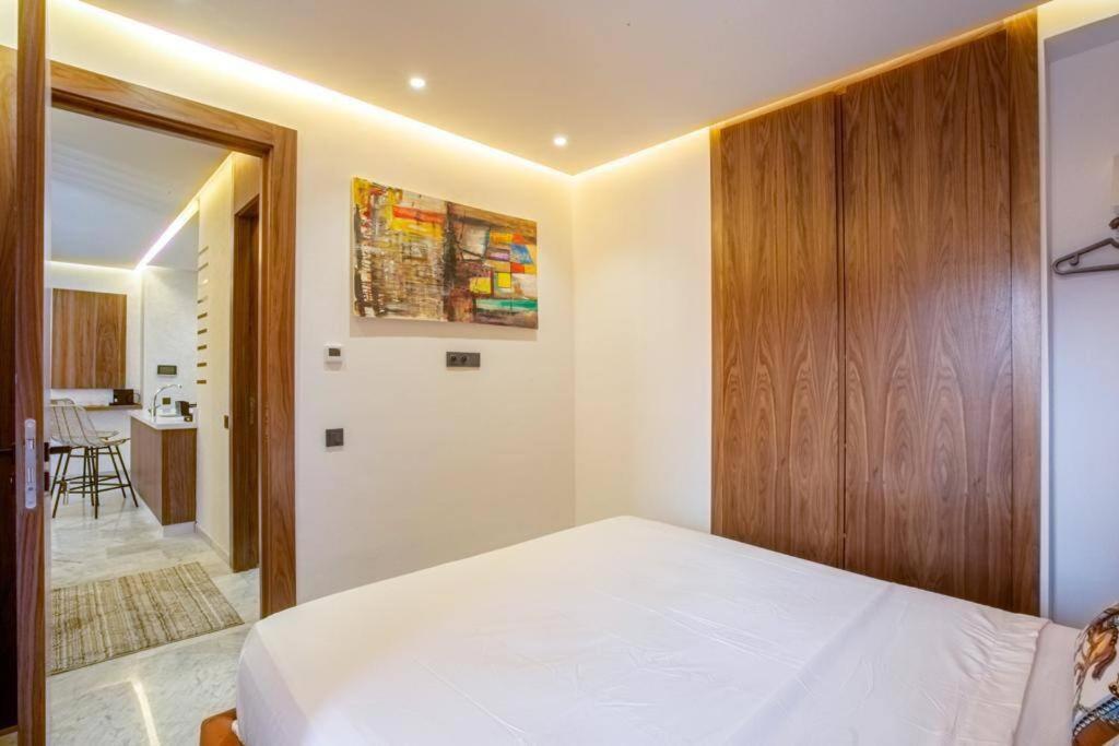 Luxury Apartment In Center Of Marrakech City Маракеш Екстериор снимка